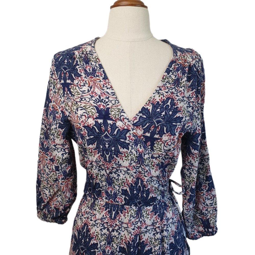 Billabong | Size 12 | 100% Rayon 3/4 Sleeve Wrap Look V-Neck Floral Short Dress - Picture 3 of 9